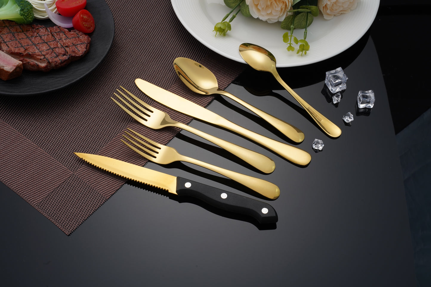 Silverware Sets with Steak Knife - 24 PC Stainless Steel Silverware Sets Service for 4 Dishwasher Safe, Mirror Polished Flatware Set(Gold)