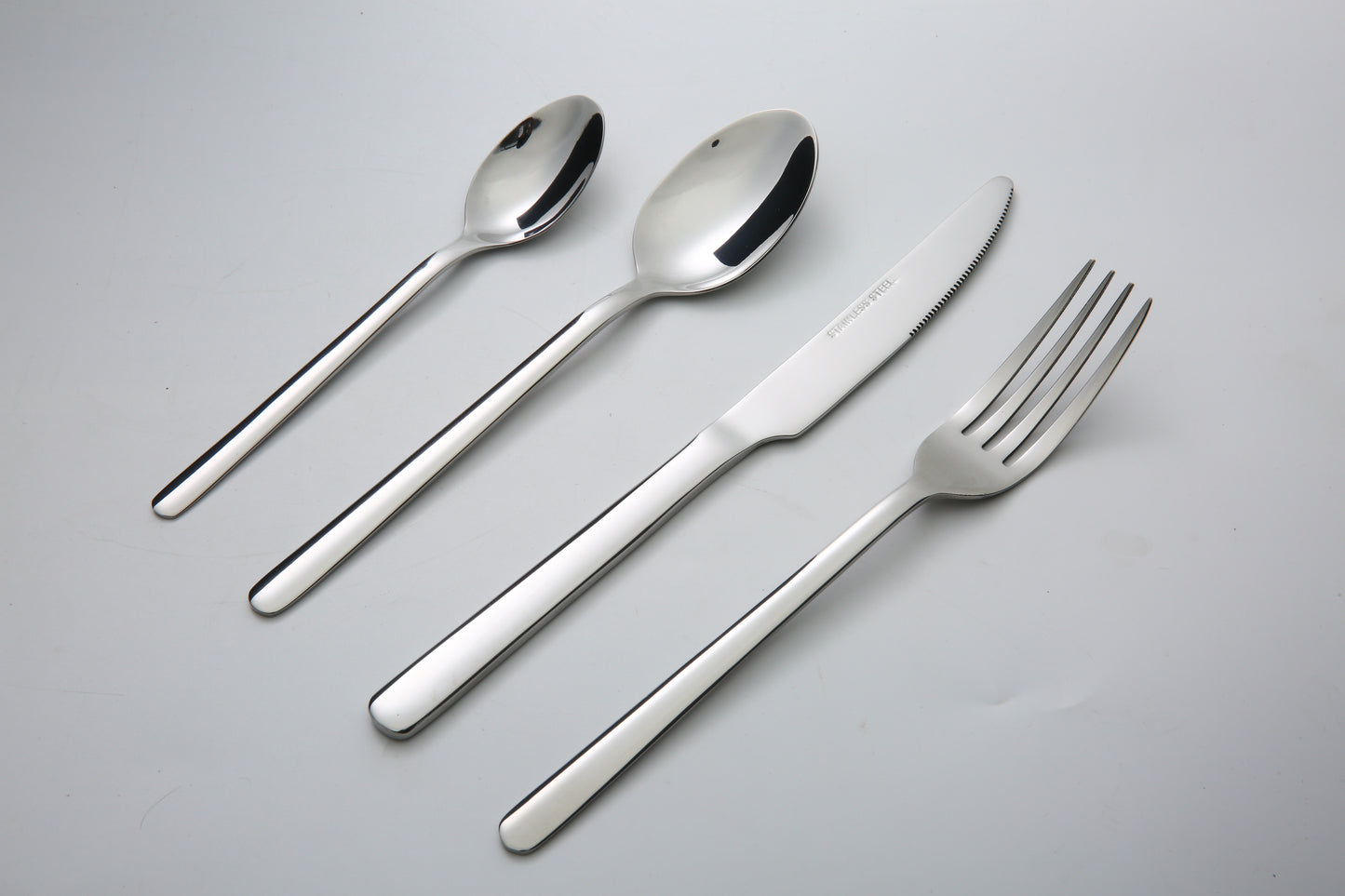 Reverie 24 Piece Flatware Set Silverware Stainless Steel Flatware Utensils Cutlery Set Including Steak Knife Fork and Spoon