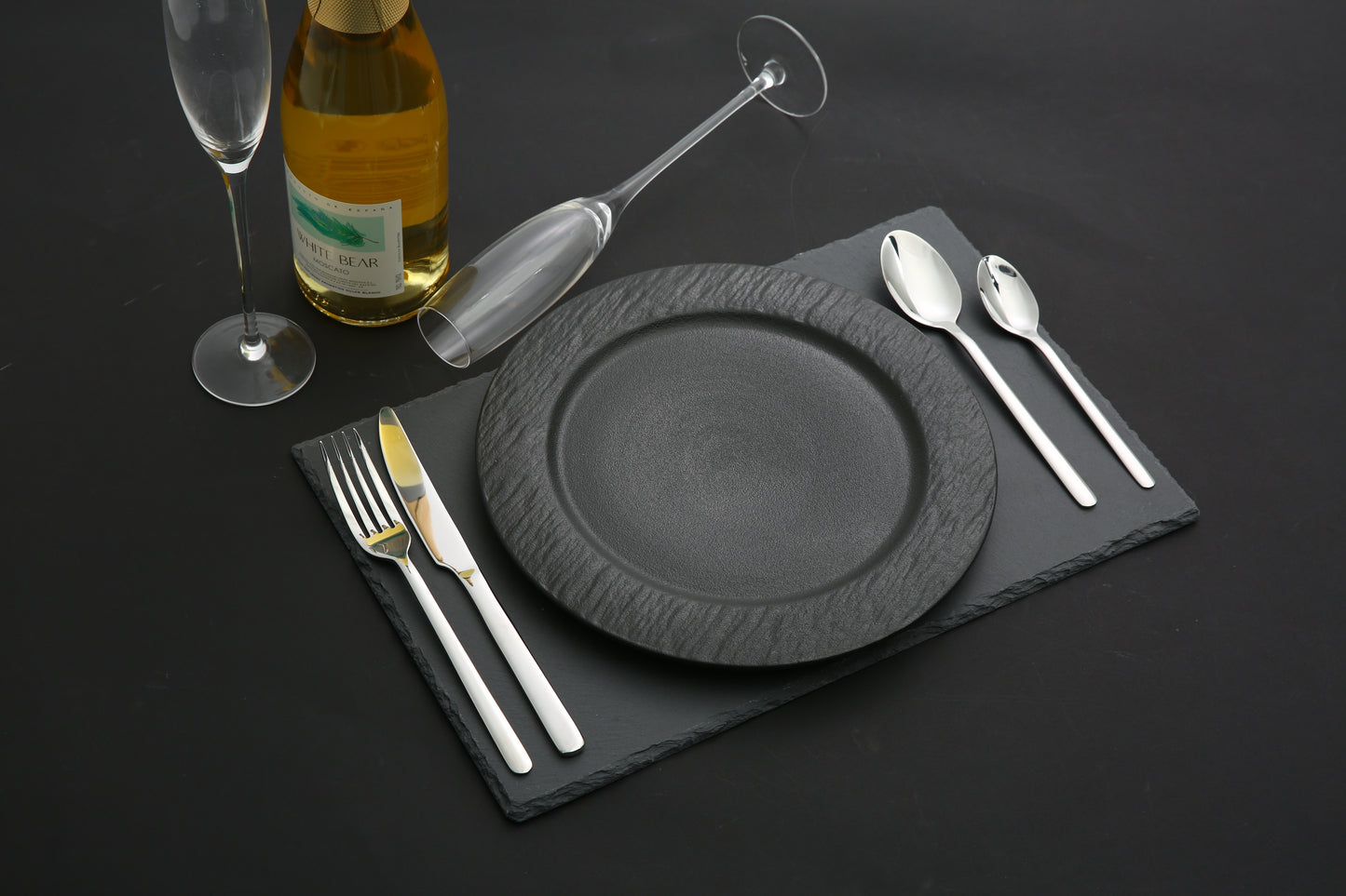 Reverie 24 Piece Flatware Set Silverware Stainless Steel Flatware Utensils Cutlery Set Including Steak Knife Fork and Spoon